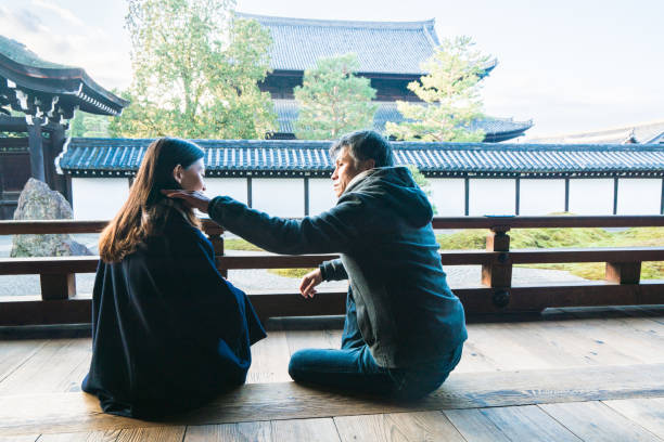 istock Couple at Tofuku-ji Temple 673854228