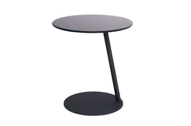 istock Slanted metal round desk 673855278
