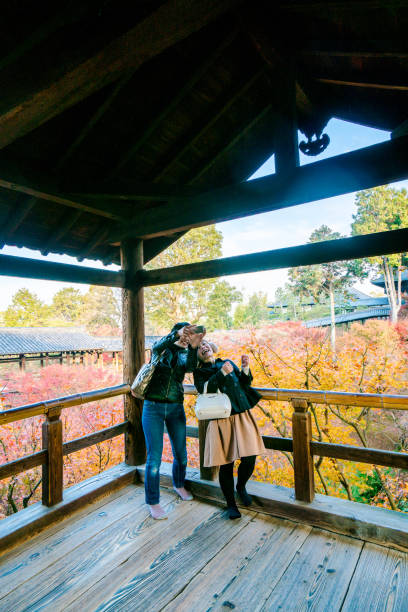 istock Women at Tofuku-ji Temple 673926130