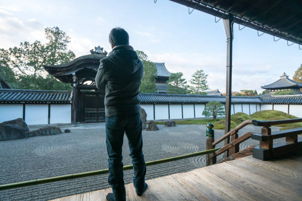 istock Man at Tofuku-ji Temple 673929524