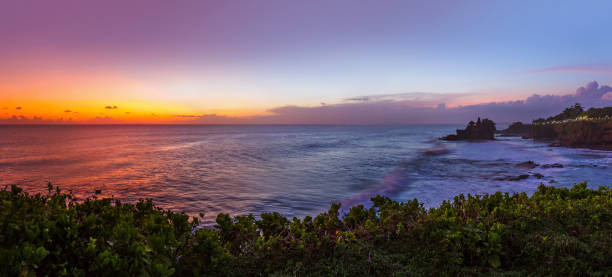 타나 많은 사원-인도네시아 발리 - bali temple landscape seascape 뉴스 사진 이미지