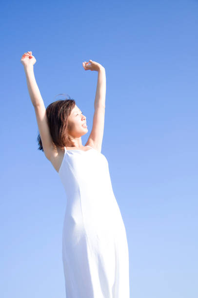 istock Women reach out your hands 674115876
