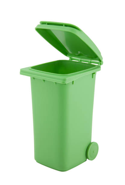 istock Green recycle bin isolated on white background with clipping path 674138238