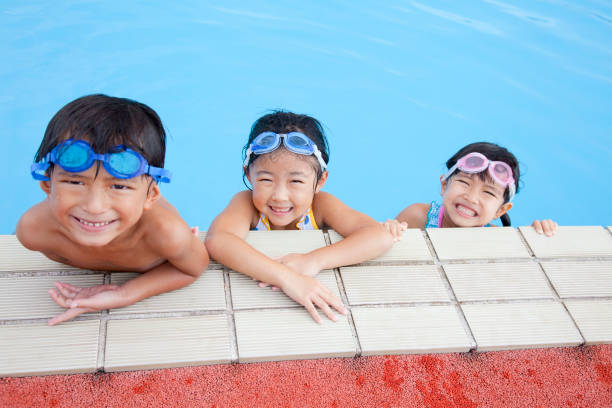 istock Smile in the pool for children 674163594