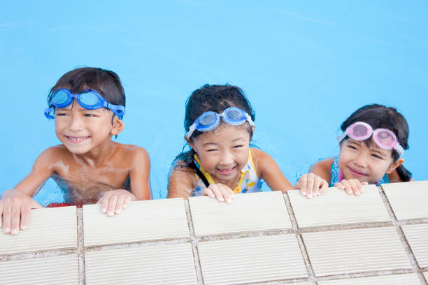 istock Smile in the pool for children 674163626