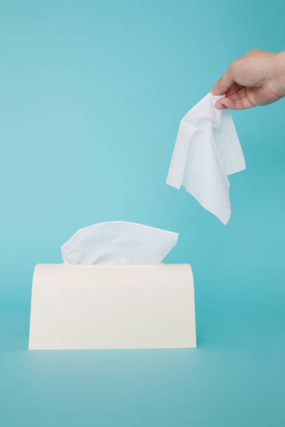 istock Men take the tissue paper handy 674164014