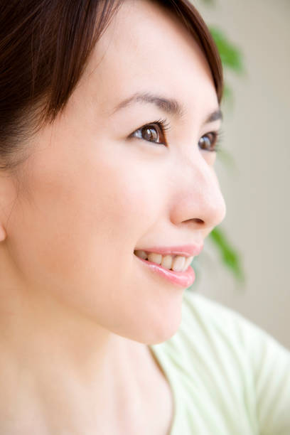 istock Japanese woman portrait 674176694