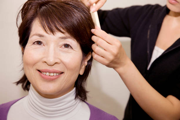 istock Women have hair set 674177684