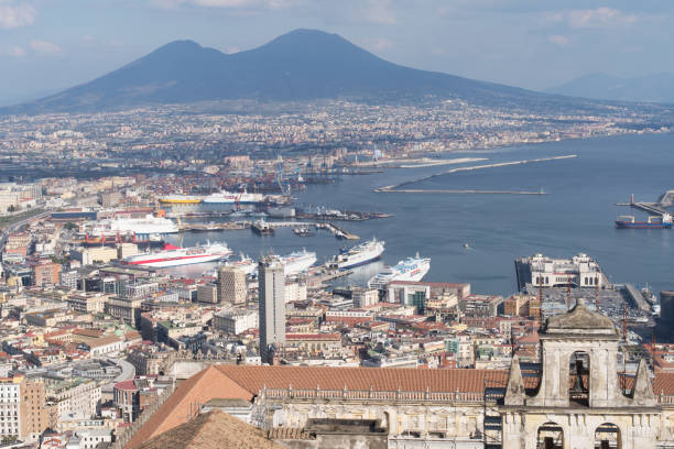 istock Naples skyline with Vesuvius 674186624
