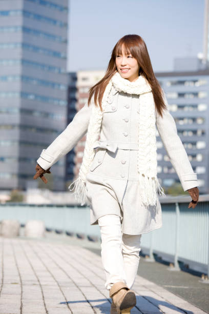 istock Japanese woman portrait 674219262