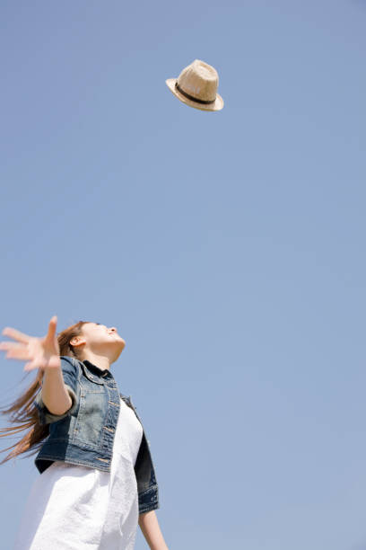 istock Women are lusty Hat 674221772