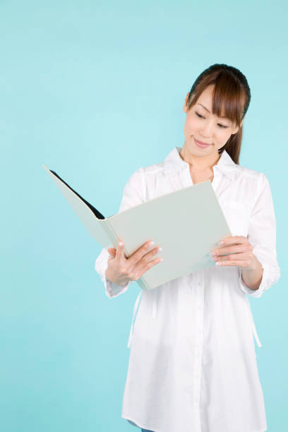 istock Women who have the file 674222258