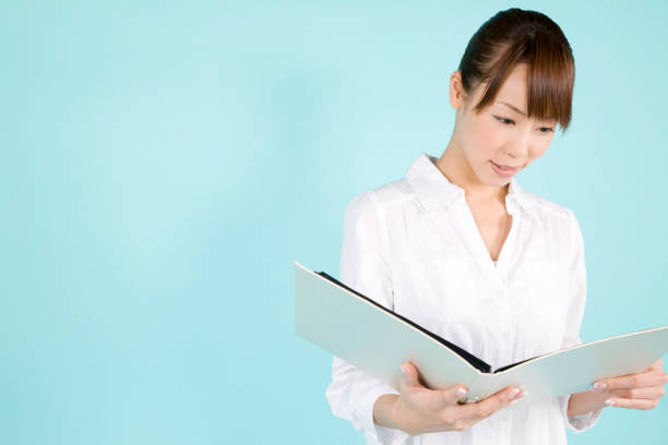 istock Women who have the file 674222272