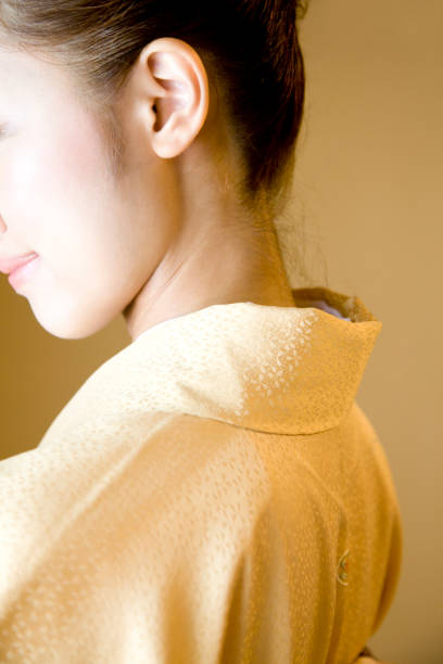istock Women kimono collar and profile 674274800