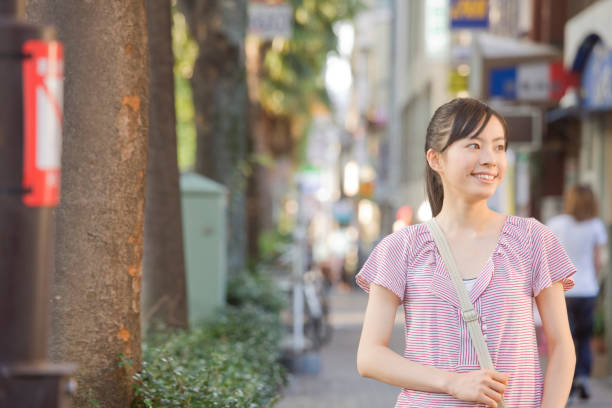 istock Japanese woman portrait 674278004