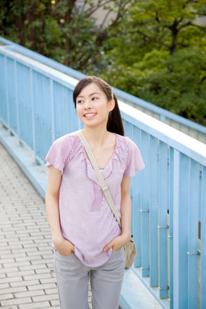 istock Japanese woman portrait 674278202
