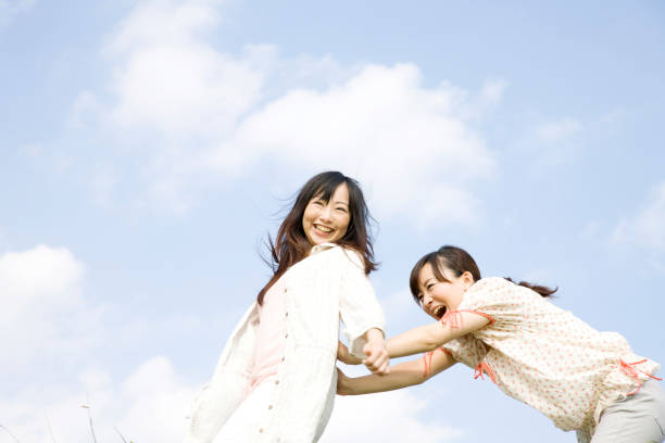istock Women pushed back to a friend 674285090