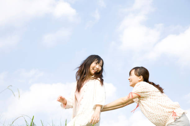 istock Women pushed back to a friend 674285102