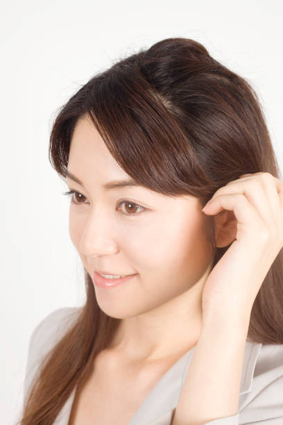 istock OL on the ear hair 674298278