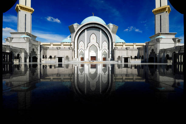 istock Wilayah Mosque or Federal Territory Mosque 674462784