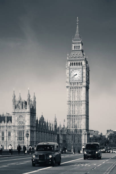 istock Taxi and Big Ben 674470268