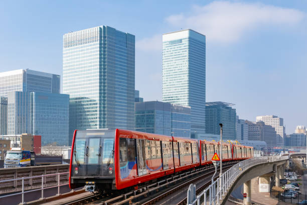 pejzaż miasta canary wharf w londynie - docklands zdjęcia i obrazy z banku zdjęć