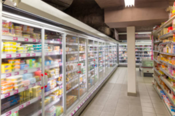 istock Blurred abstract background of shelf in supermarket 674711494