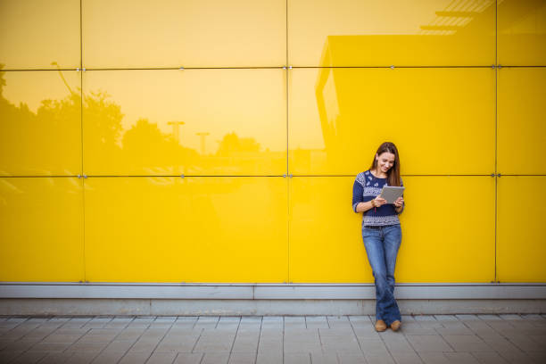 istock Shopping online with tablet outdoors 674739462