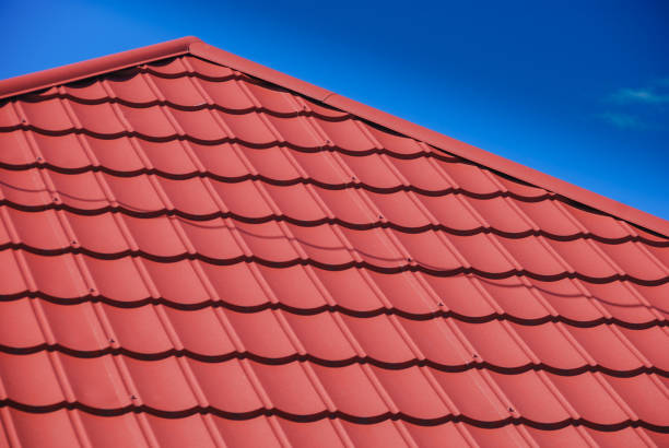 istock Red sheet metal roof tile 674756362