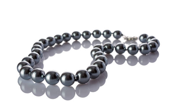 istock Luxury elegant silver pearl necklace 674835804