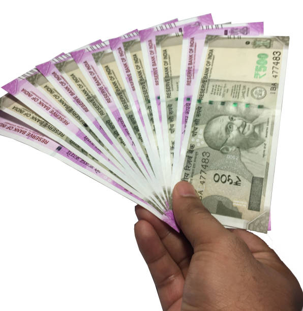istock 500 and 2000 Indian Currency 674867674