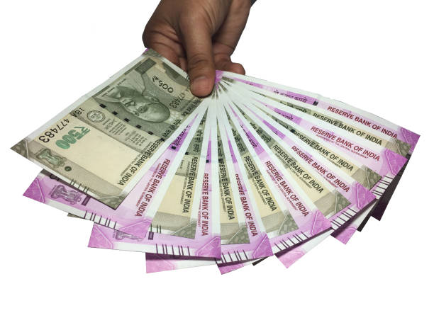 istock 500 and 2000 Indian Currency 674867750