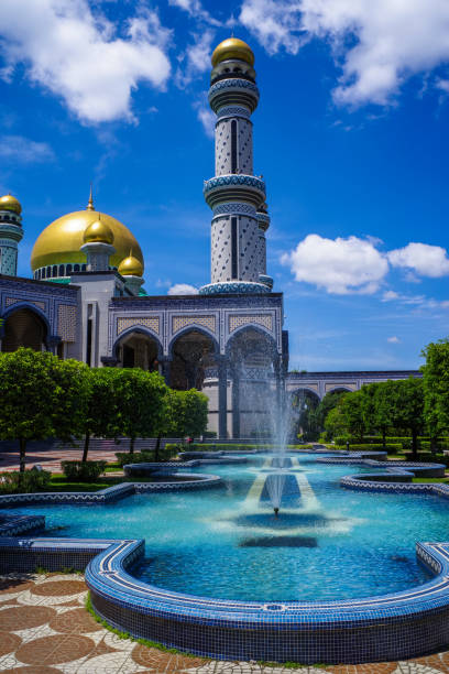 istock Jame` Asr Hassanil Bolkiah Mosque, Brunei 674874314