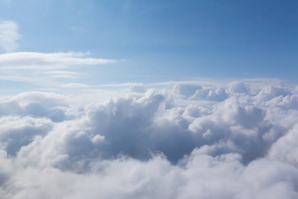 istock Naturla soft white cloud over blue sky 674980844