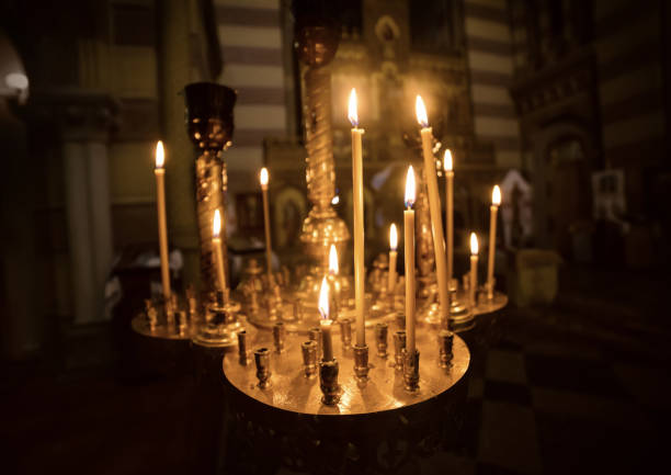 istock Candles int church 674988484