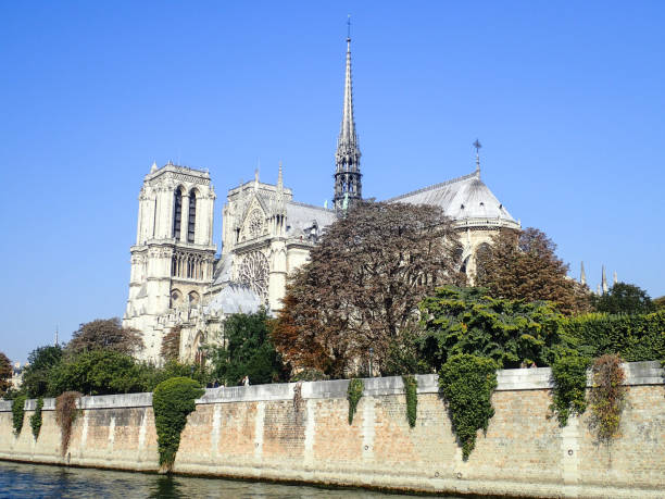 istock Paris, France 675003110