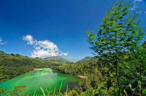 istock Beauty Telaga Warna in Dieng Wonosobo 675026672