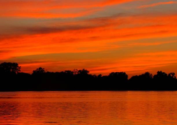 istock Orange Sherbet Sunset 675048722