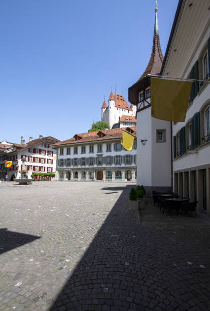 view in the old town of thun, switzerland - thun switzerland facade european culture imagens e fotografias de stock