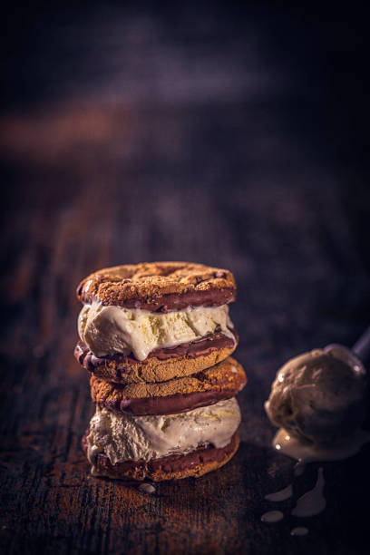 istock Homemade Vanilla Ice Cream Sandwich 675226950