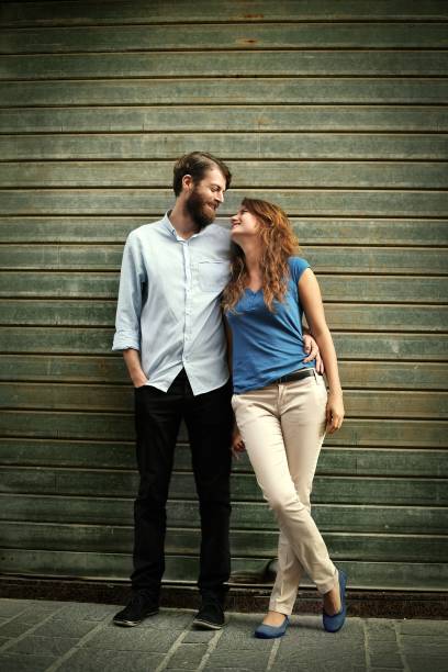 istock Couple on the street 675268664