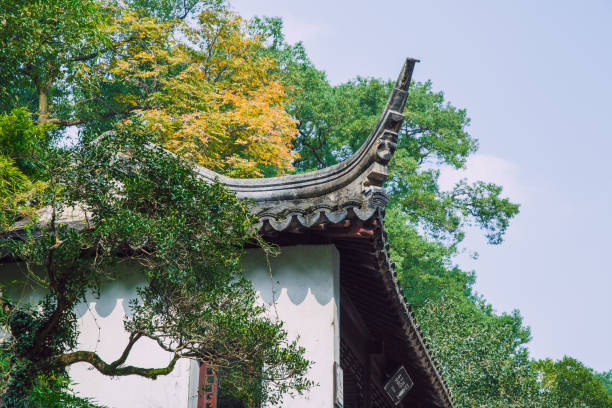 istock Hangzhou, China, 2016, Street view. 675334112