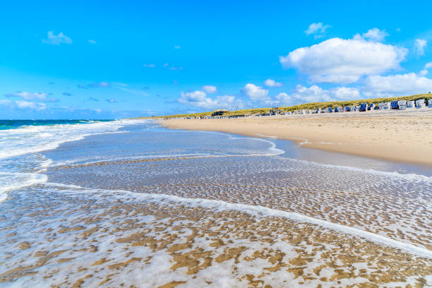 istock Sea wave on Kampen beach, Sylt island, Germany 675341412