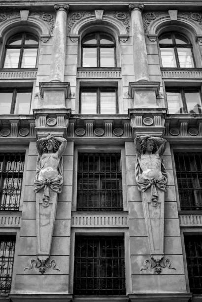 istock Gloomy dark house. Oldfashioned abandoned building. Ancient sculptures 675365334