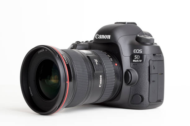 canon 5d марк iv - camera dslr canon lens стоковые фото и изображения