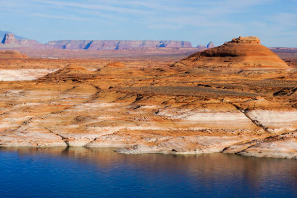 istock Lake Powell Shoreline 675442876