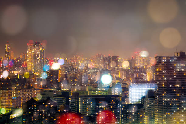 istock City nightlife, blur bokeh background 675459062
