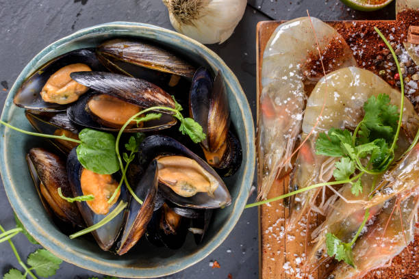 istock Fresh Shrimp and Mussel 675498432