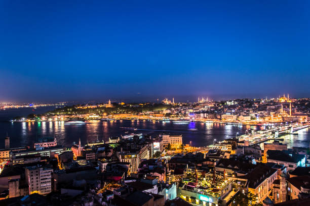 istock Dusk Golden Horn 675522090