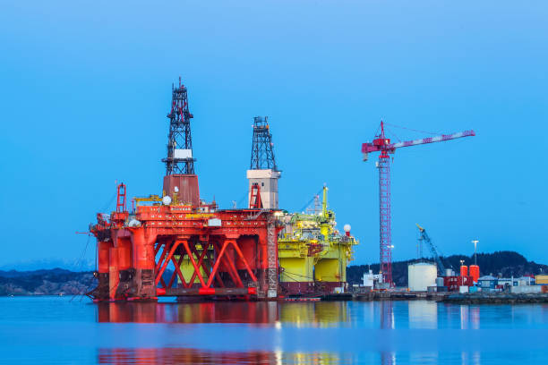 istock Oil platform under maintenance near Bergen, Norway. 675587346